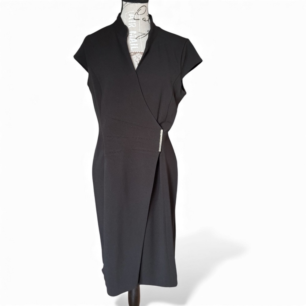 Calvin Klein Black Cap-Sleeve Faux-Wrap Sheath Dress – Size 12